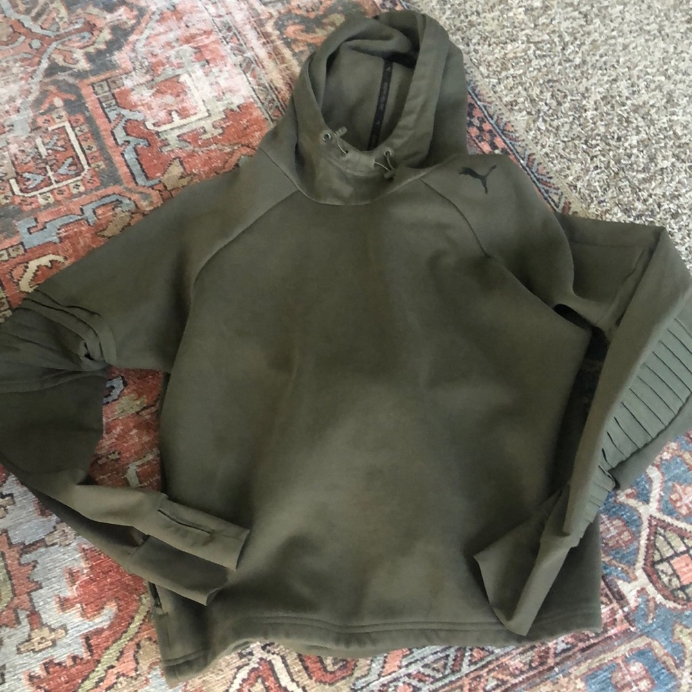 Puma sweatshirt